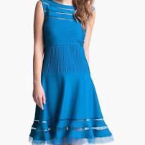 Meet your Posher, Debbiej27 - Picture 5 of 7